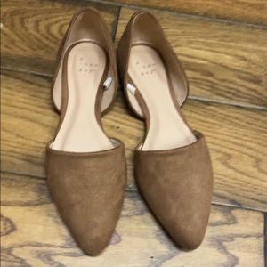 Dorsay flat in camel